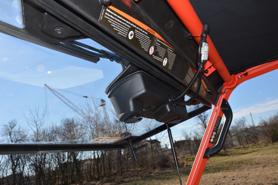 Лобовое стекло + стеклоомыватель + стеклоочиститель DFK на SEGWAY Fugleman UT10